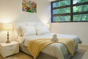 1BR Waterfront Apt in Barangaroo • Private Parking - Image 3