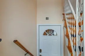 “Quiet Home Near Albany Airport” - Image 3