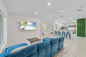 Private Jupiter 4BR | Minutes to Beach & Golf - Image 2