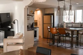 Cozy Comfort on Chase - Image 4