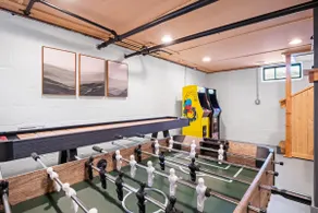 HOT TUB | SAUNA | NRG |GameRM| bball court - Image 4