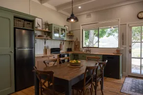 Mountain View Cottage - High Country Retreat - Image 4