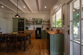 Mountain View Cottage - High Country Retreat - Image 3