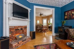 Fabulous North End Victorian - Image 4