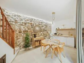 Romantic Getaway & Private Spa in a Perched Village - Image 4