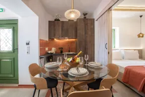 Aegora Residence - Image 5