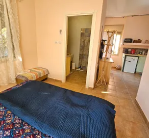 A pleasant and quiet guest unit at the foot of the Golan Heights - Image 5
