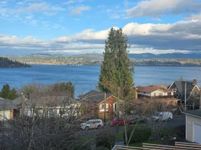 Guest Suite with Beautiful Lake and Mountain Views - Image 2