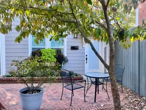 Watts Street Guesthouse - Image 5
