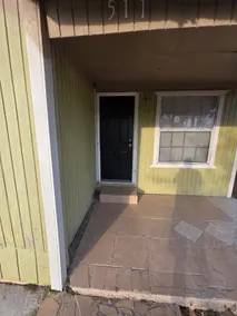 2 Bed Full House in Downtown Edinburg - Image 4