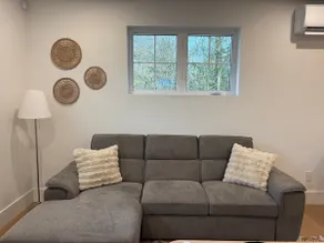 Cozy 1 Bedroom Apartment in Campbell Valley - Image 4