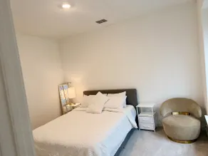 Stylish 1BR Guest Suite •Private Entrance• Kitchen - Image 2