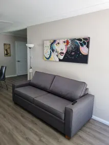 Large Poolside Suite - Image 3
