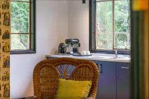 Secluded Tram on Farm, Bush, Wineries, Beaches - Image 4