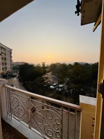 Near Prem Mandir | Modern Studio - Image 3