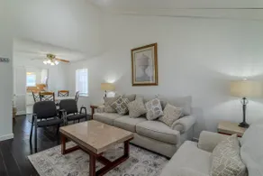 Cozy 2BR Apartment by i10 near City Center - Image 3