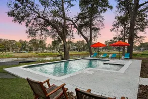 Lakeside Heated Pool Hot Tub Sauna Game Rooms - Image 5