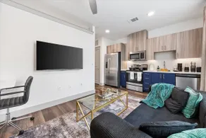 Modern Oasis: Designer Studio + Resort Amenities - Image 3