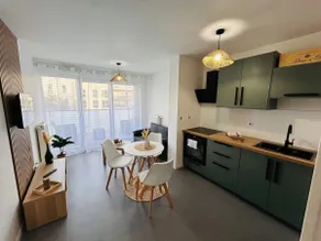 La Suite Bezannes Parking Balcon - Image 2