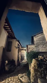 tiny house in the heart of the medieval village. - Image 3