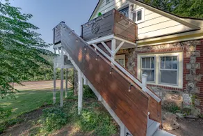The Starlight Spring River Inn - Image 2