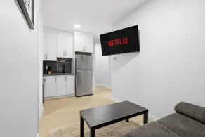 Bright & Spacious 2-Bedroom - Image 4