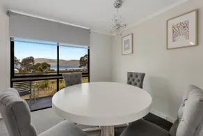 Beach House at Quiet Corner - Image 4