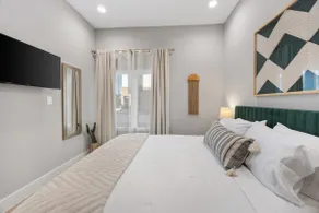 The Velvet Cactus | 1BR APT | Sleeps 3 | FT Worth - Image 5