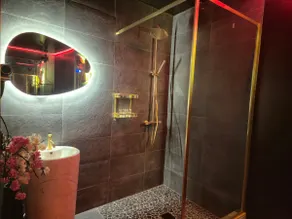 Spa & Pleasure Suite: Crescendo 9 Private Luxury - Image 2