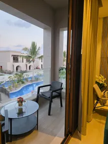 Rotana Hawana Luxurious Apartment RV06-101 - Image 2