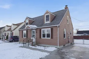 A Cozy 4 Bdrm Buffalo Home Close to DT & Airport - Image 2