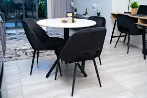 Menlyn Maine Luxury Apartment - Image 4