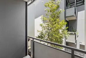 Spacious 1-bed in the Heart of Teneriffe - Image 5
