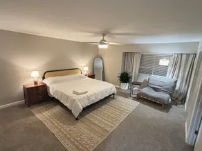 Spacious Sioux City Townhome • 3 Baths • Spotless - Image 5
