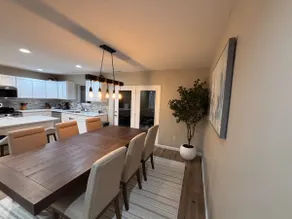 Spacious Sioux City Townhome • 3 Baths • Spotless - Image 4
