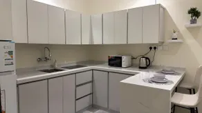 Fully equipped elegant apartment, excellent location, separate garage entrance - Image 4