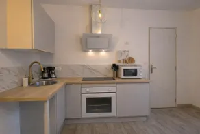 Comfort & practicality • Rooms with a view of the Rhône • terrace - Image 3