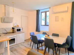 Comfort & practicality • Rooms with a view of the Rhône • terrace - Image 2