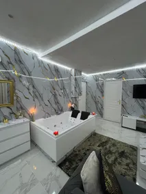 2 rooms with jacuzzi near Valras beach 2/4 people - Image 2
