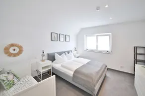 Apartment on the upper floor with elevator, balcony and gallery D&Y - Image 3
