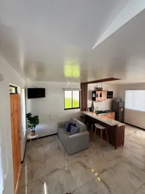 Perfect Getaway Modern and Cozy Space - Image 2