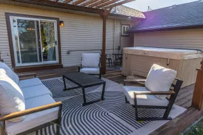 Charming 1920s Cottage Retreat - Image 4