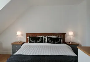 Contemporary & Cosy Irish Cottage | Superking Bed - Image 3