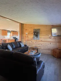 Little Lodge In Rensselaer Falls - Image 4