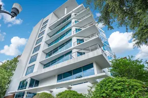 2 Bedroom 2 Bath Tree Line Suite @ The Jackson - Image 4