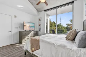 2 Bedroom 2 Bath Tree Line Suite @ The Jackson - Image 5