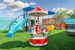 Theme Park Paradise: Disney + Universal & More! - Image 3