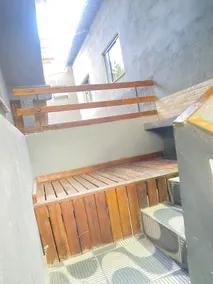 Your Perfect Stay: Airy 2-Bedroom House! - Image 5
