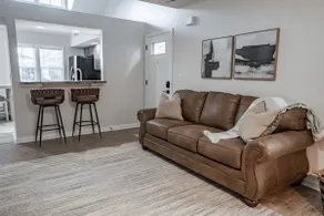 Bluegrass Run- Sleeps 8 & Cozy Stay - Image 5
