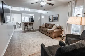 Bluegrass Run- Sleeps 8 & Cozy Stay - Image 3
